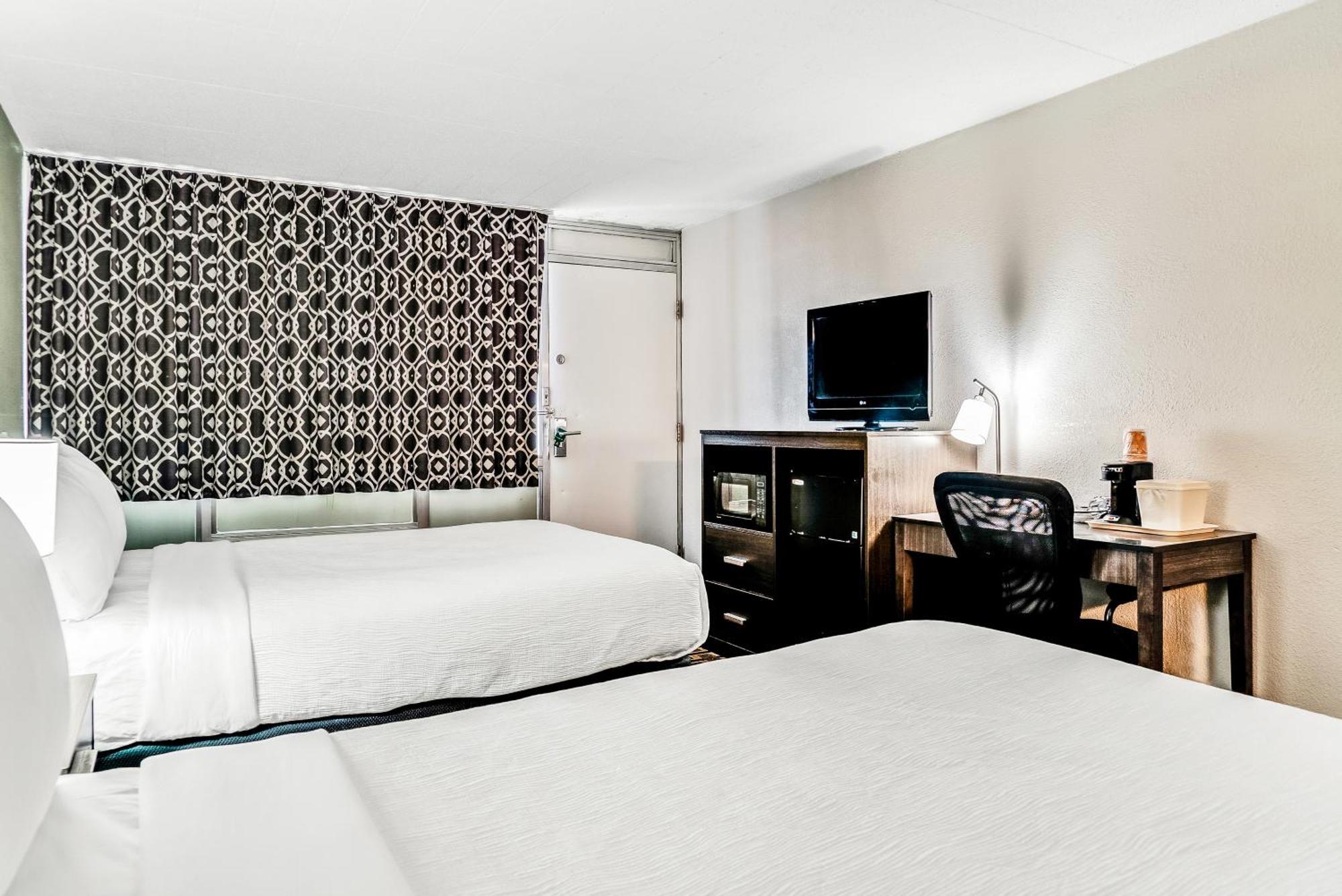 Quality Inn Detroit Downtown Екстер'єр фото