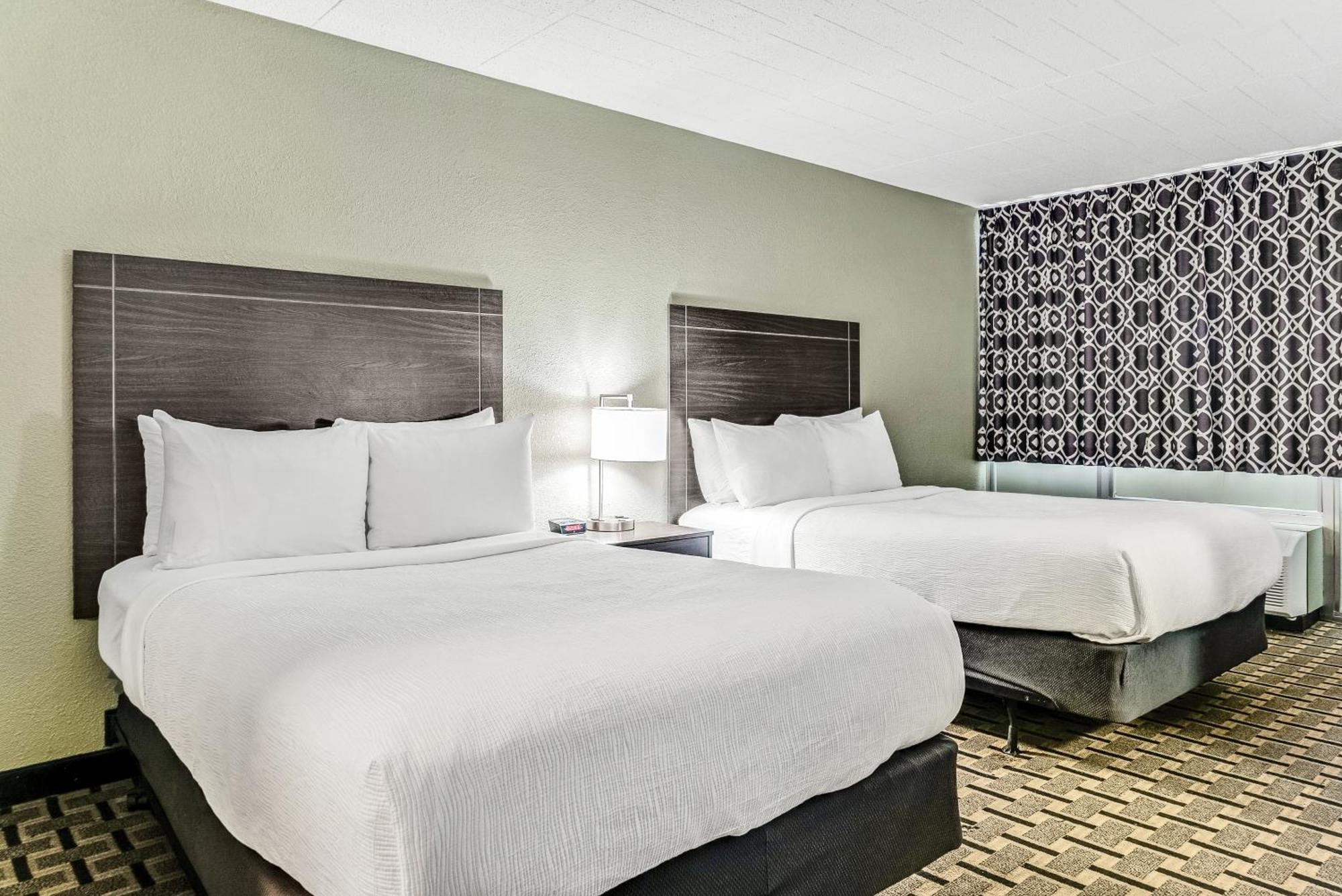 Quality Inn Detroit Downtown Екстер'єр фото