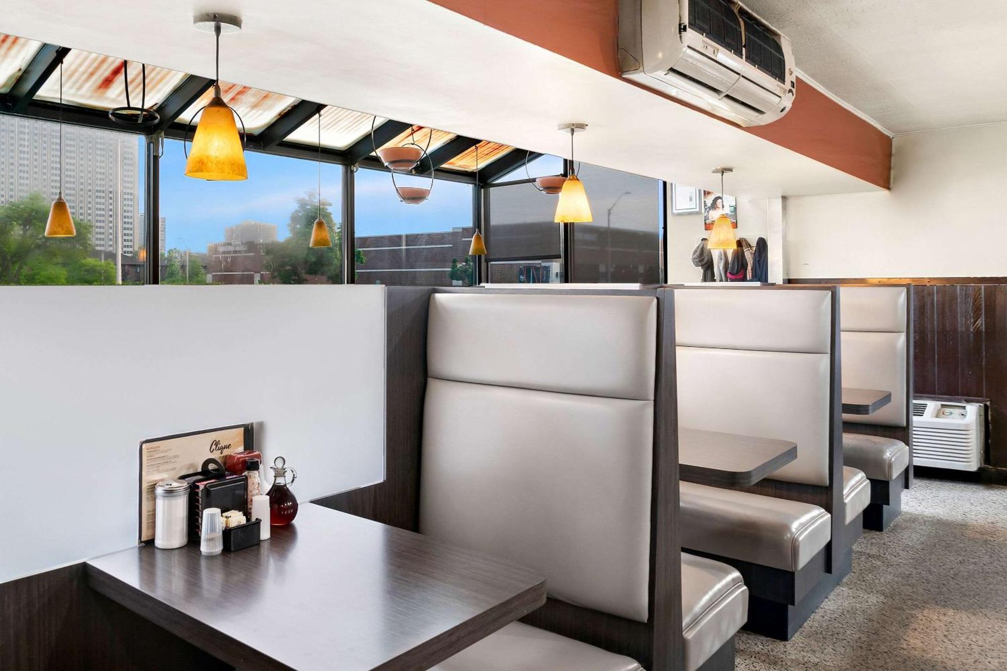 Quality Inn Detroit Downtown Екстер'єр фото