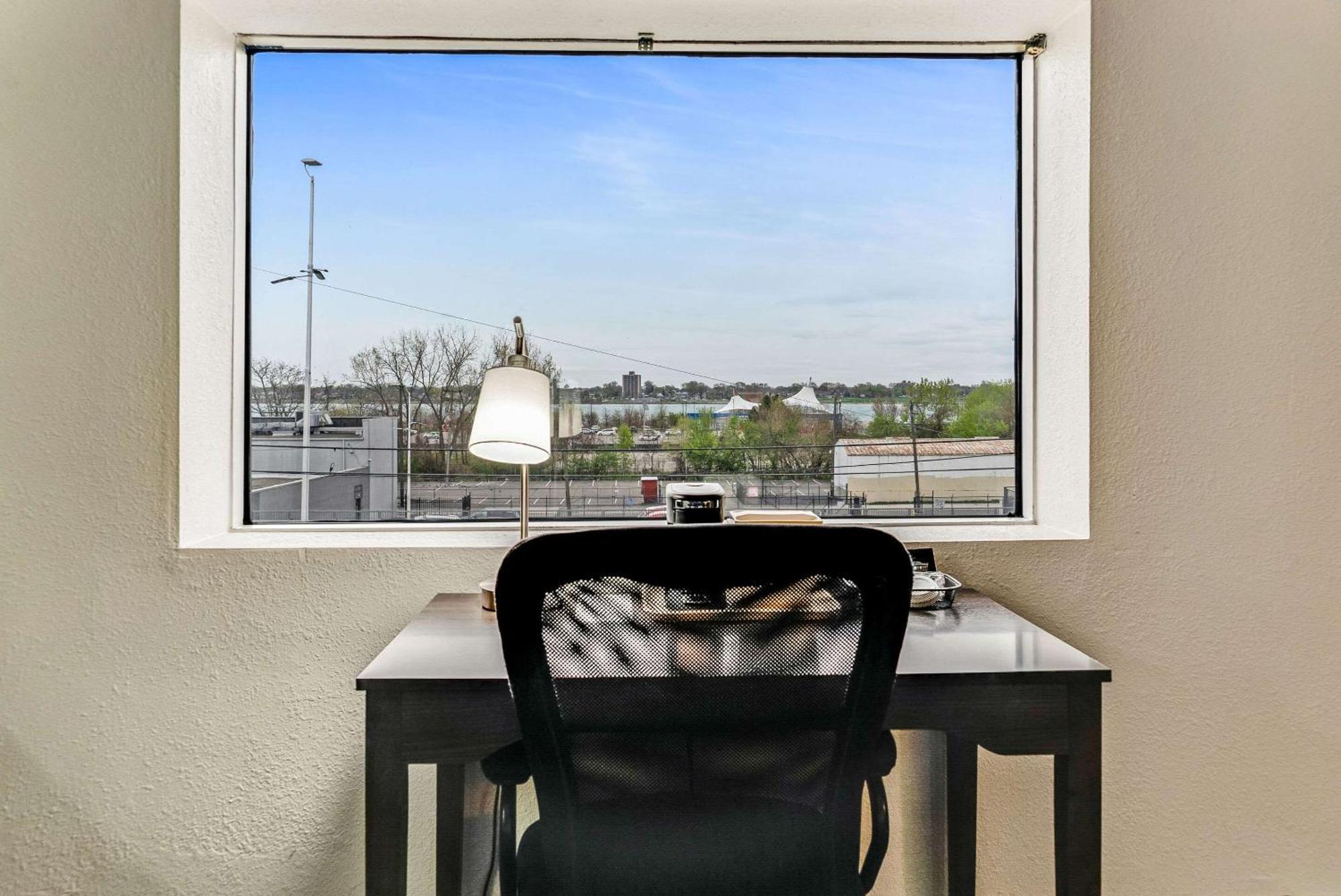 Quality Inn Detroit Downtown Екстер'єр фото