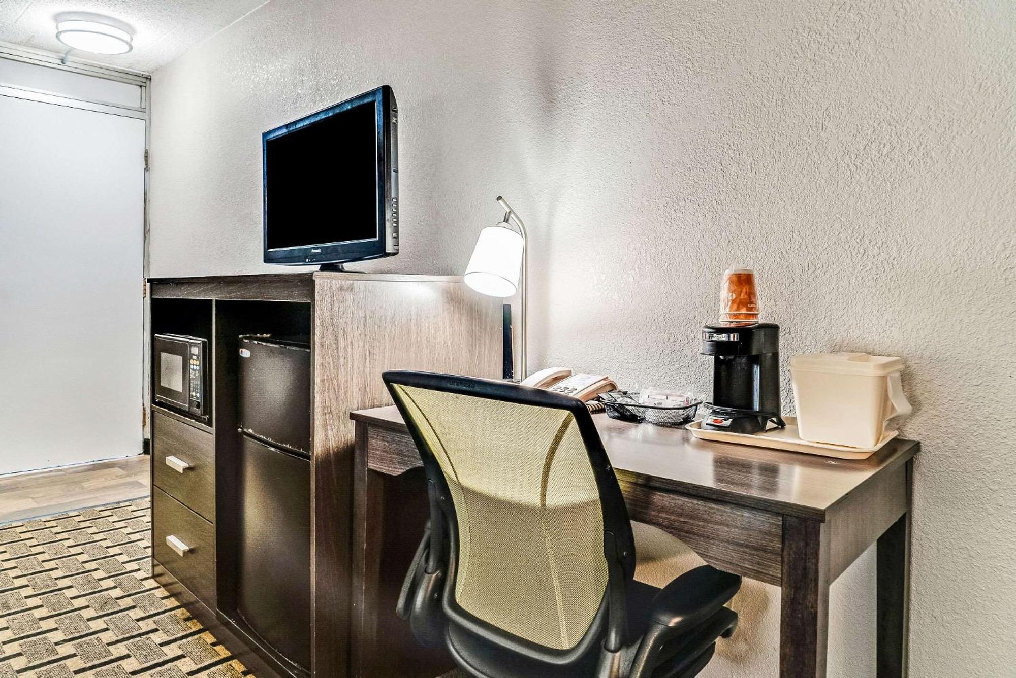 Quality Inn Detroit Downtown Екстер'єр фото