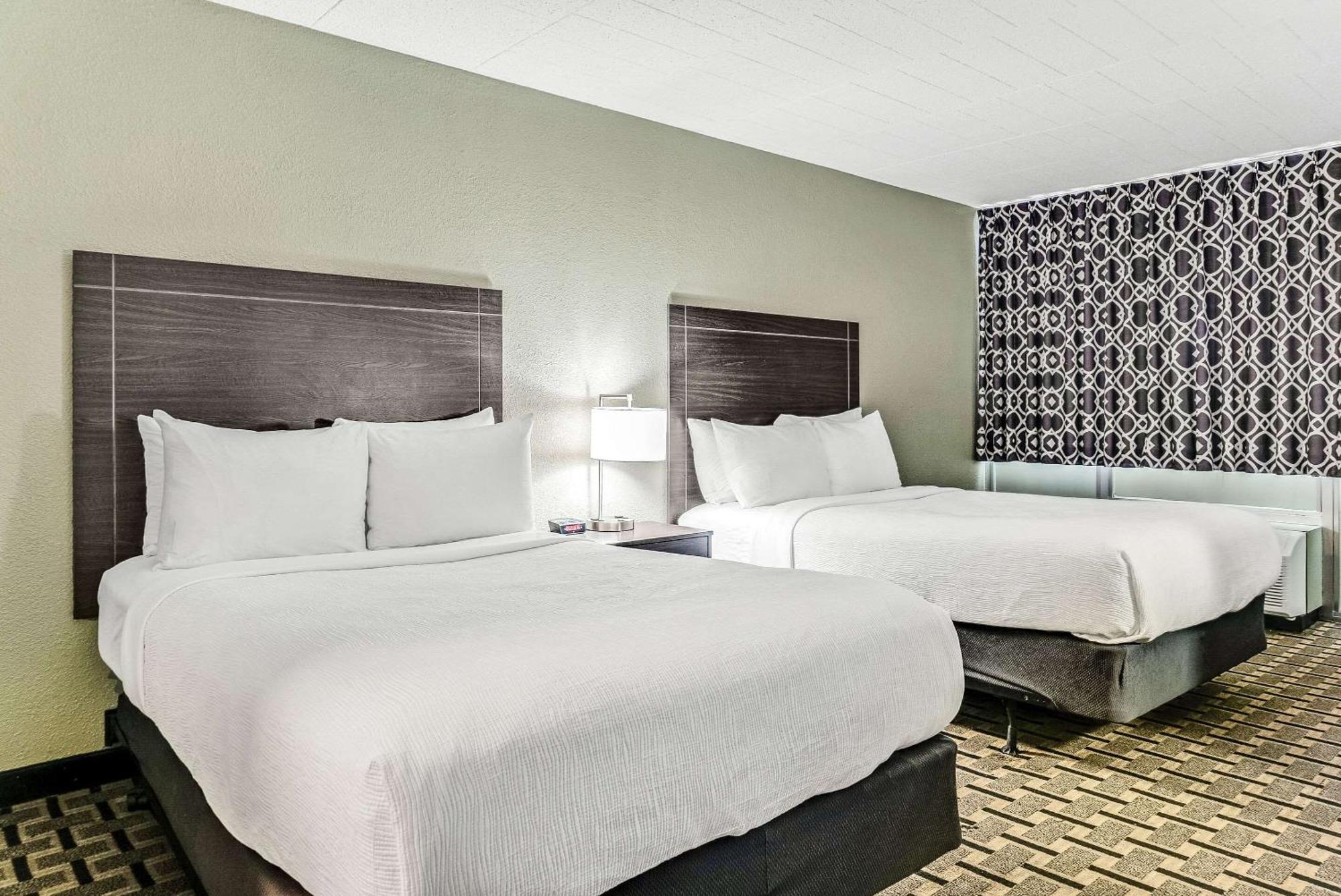 Quality Inn Detroit Downtown Екстер'єр фото