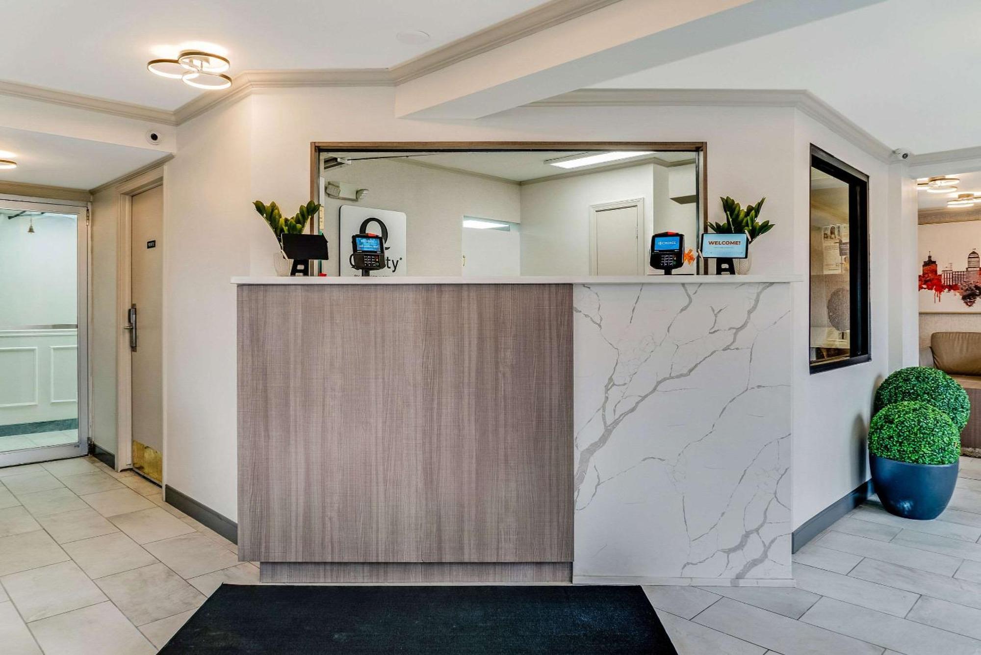 Quality Inn Detroit Downtown Екстер'єр фото